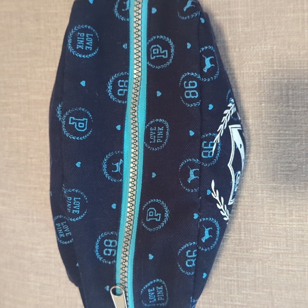 VS PINK Cosmetic Bag with Collegiate Logos Navy Color - Picture 9 of 9